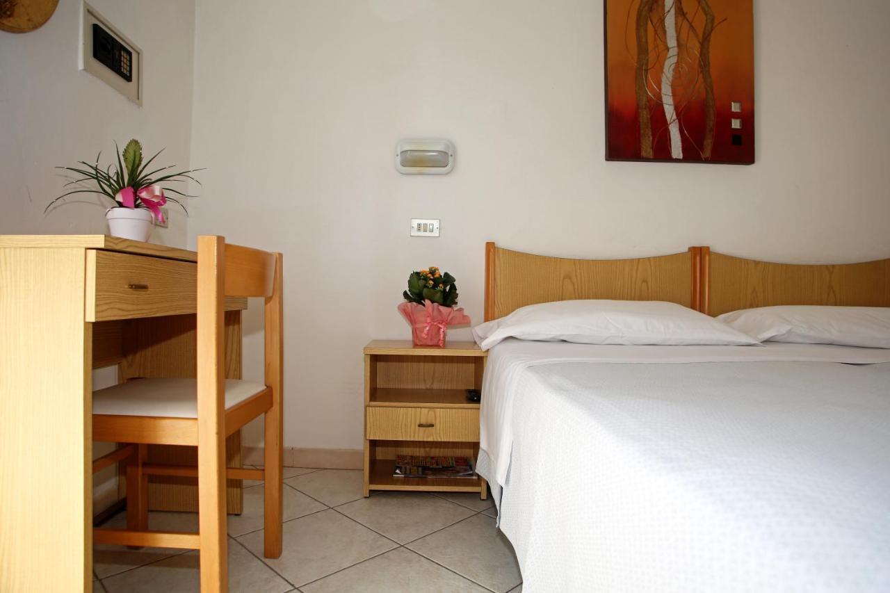 Hotel Serafini 2*