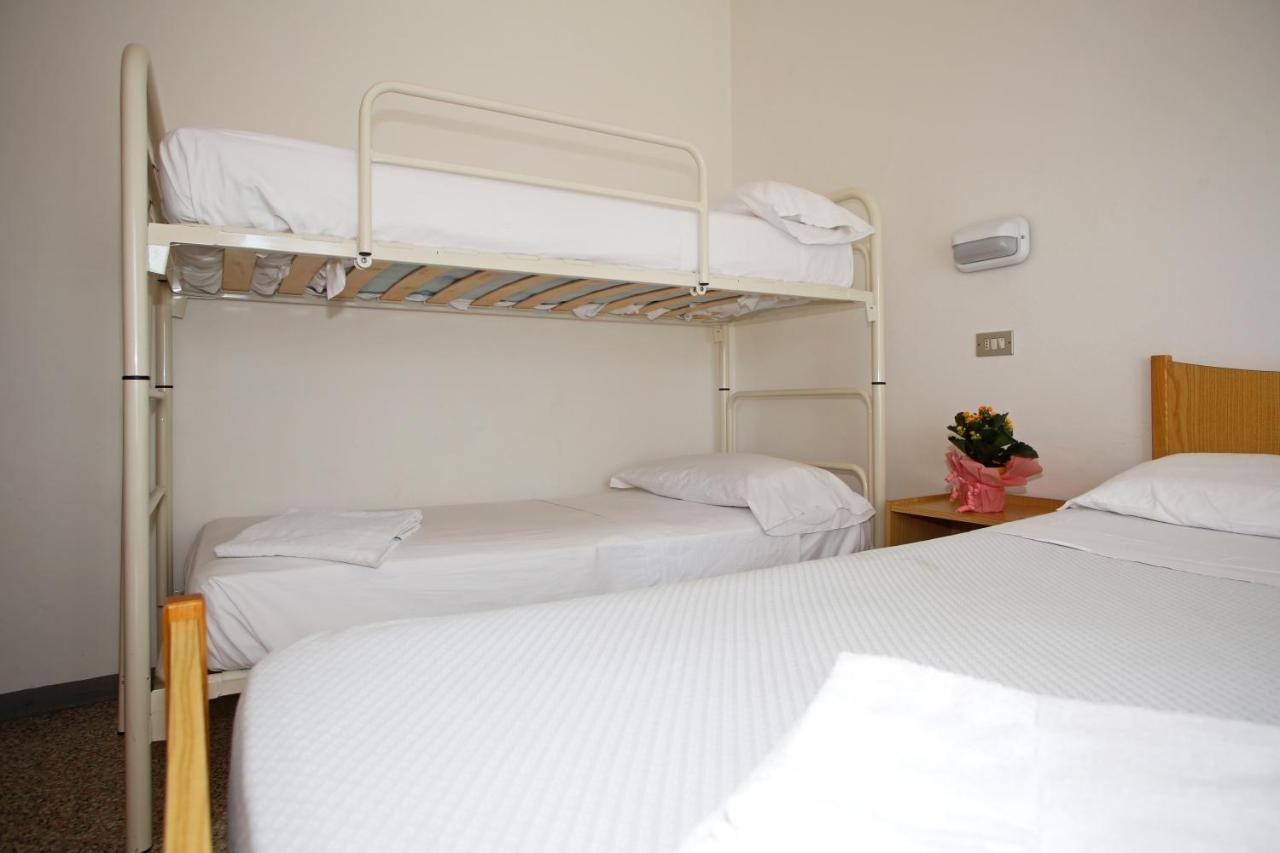 Hotel Serafini 2*